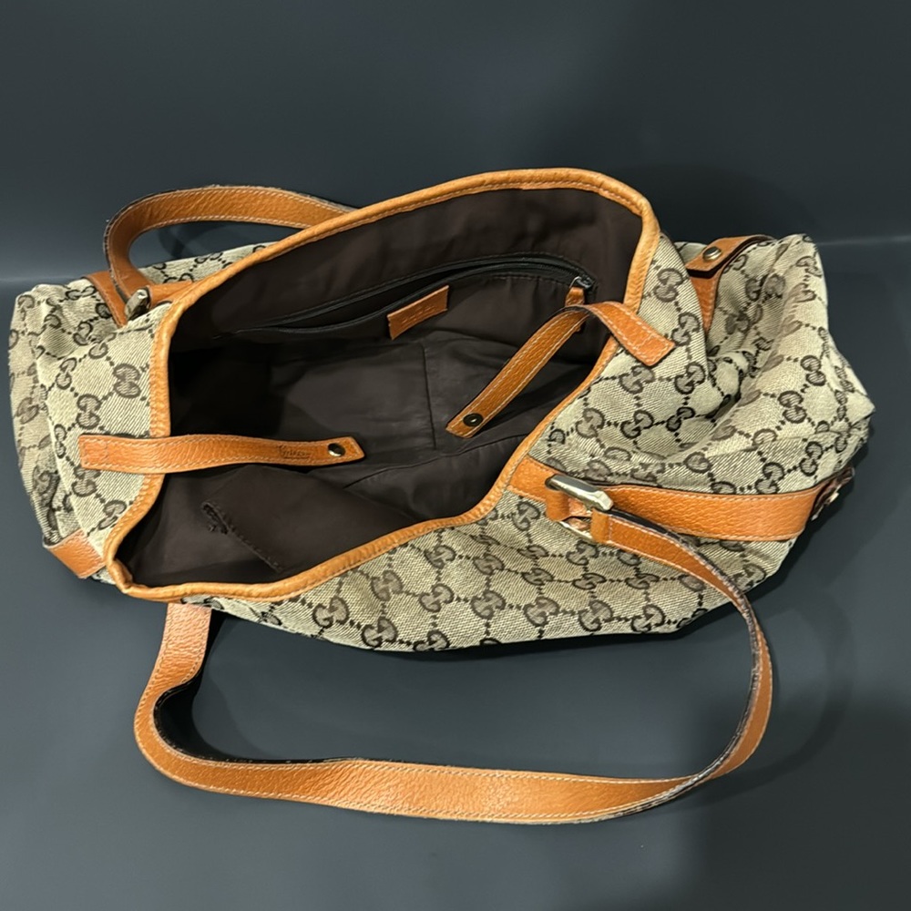 Gucci Tan and Brown Monogram Shoulder Bag - Picture 2 of 7